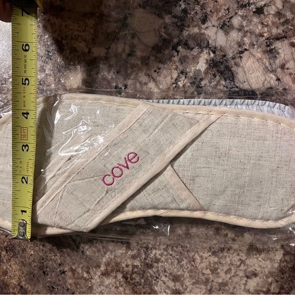 Natural Linen Sandals from Atlantis, the Cove New - Picture 4 of 7